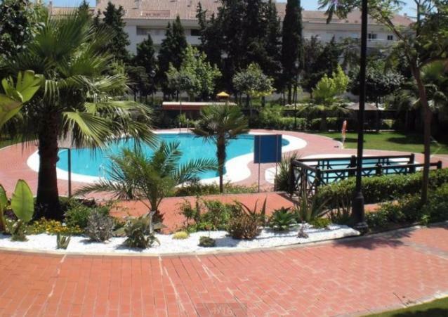 Apartamento Milla De Oro Marbella Bagian luar foto