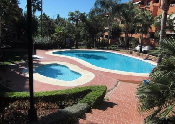 Apartamento Milla De Oro Marbella Bagian luar foto